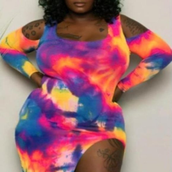PlusCoutureXOXO Dresses & Skirts - Tie-Dye Body-Con Dress